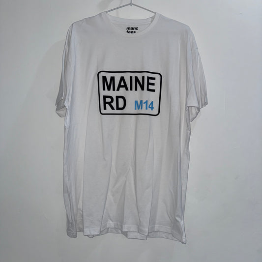 White Maine Rd Street Sign '3D' T-Shirt