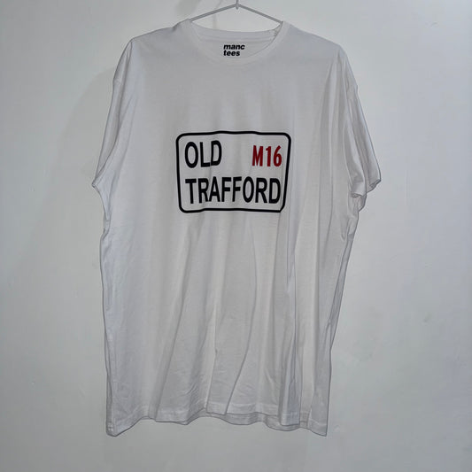 White Old Trafford Street Sign '3D' T-Shirt